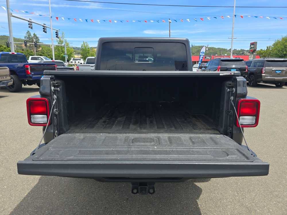 Used 2020 Jeep Gladiator Sport w/ Quick Order Package 24S AWD/4WD image 19