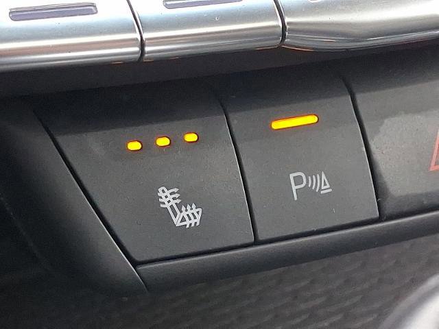 Used 2022 Cadillac CT4 Luxury w/ Sun And Sound Package image 24