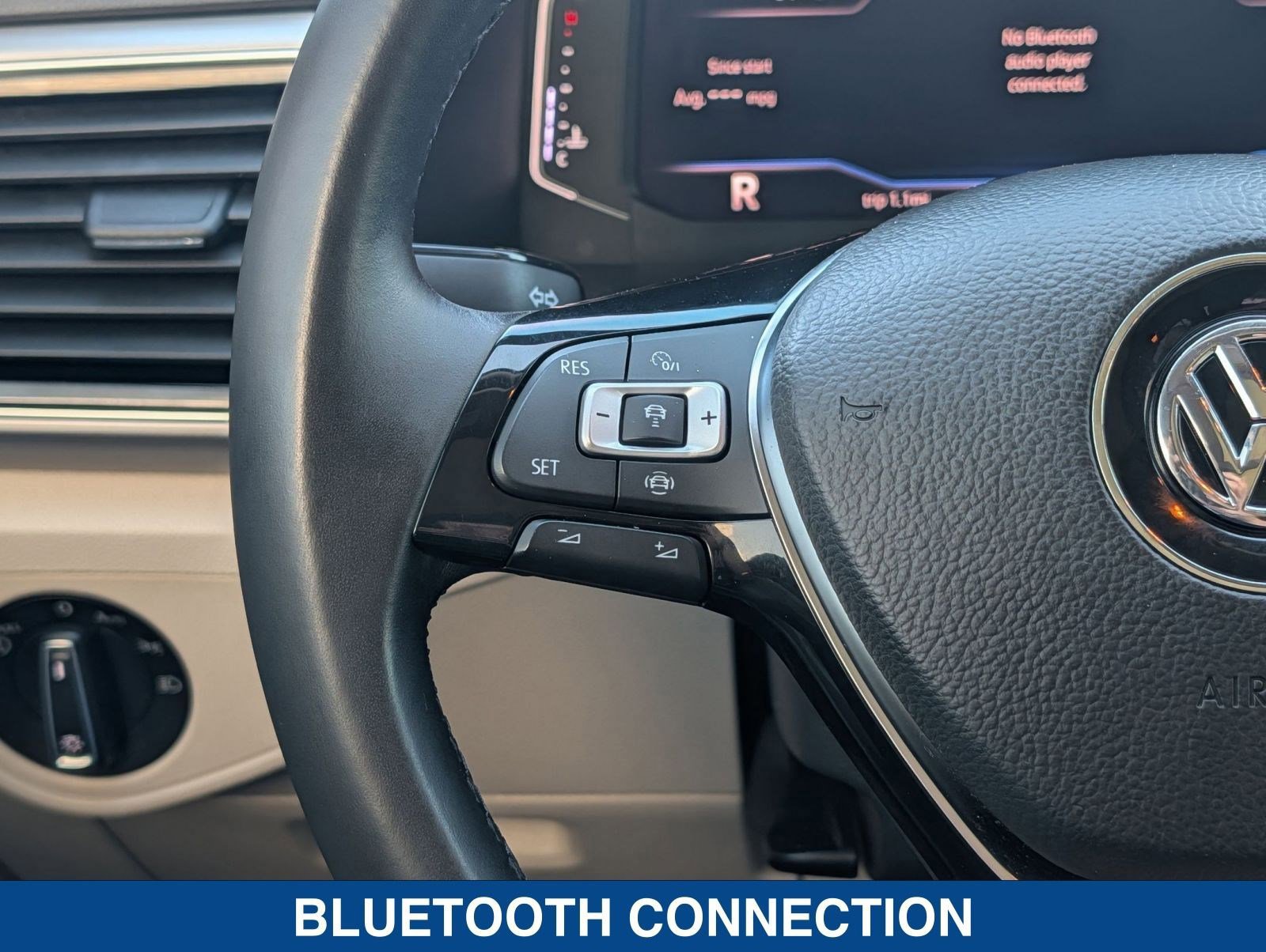 Used 2019 Volkswagen Atlas SEL FWD image 25