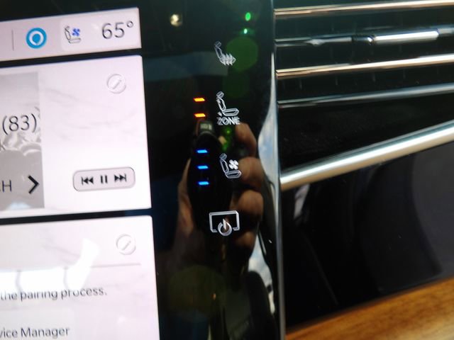 Used 2023 Jeep Grand Wagoneer Series III image 22