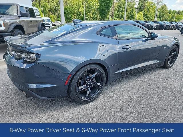 Used 2020 Chevrolet Camaro LT w/ RS Package RWD image 6