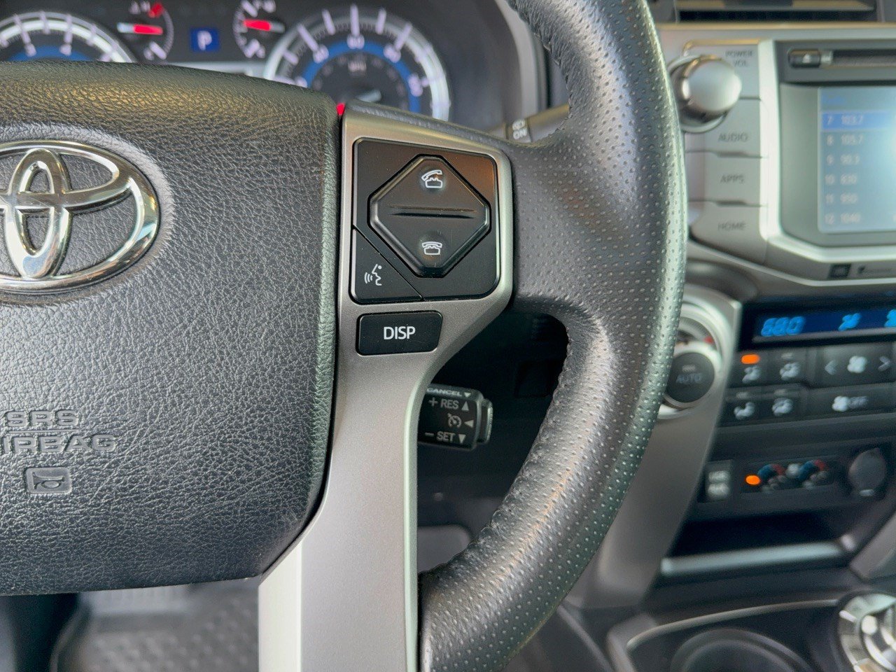 Used 2018 Toyota 4Runner Limited AWD/4WD image 19