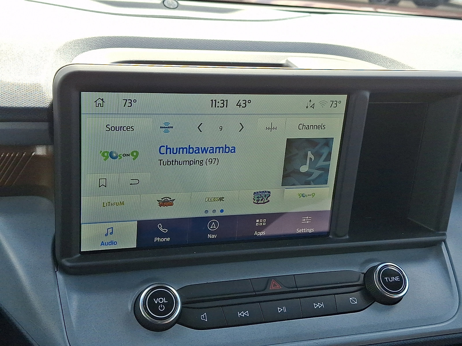 Certified 2024 Ford Maverick Lariat image 24