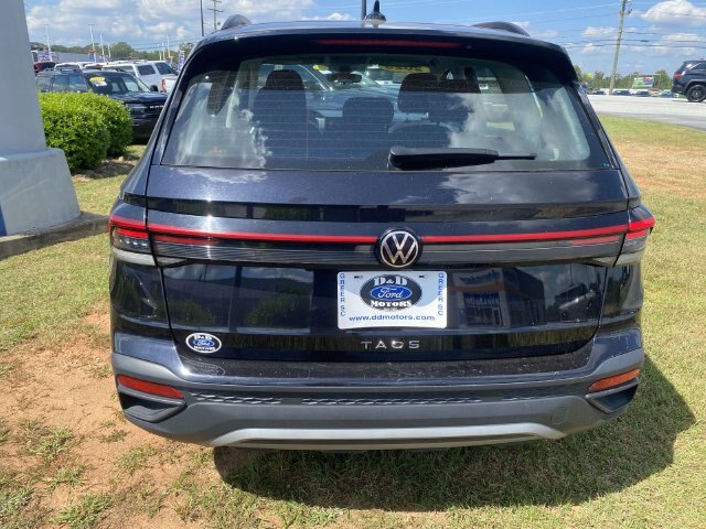 Used 2025 Volkswagen Taos S FWD image 6