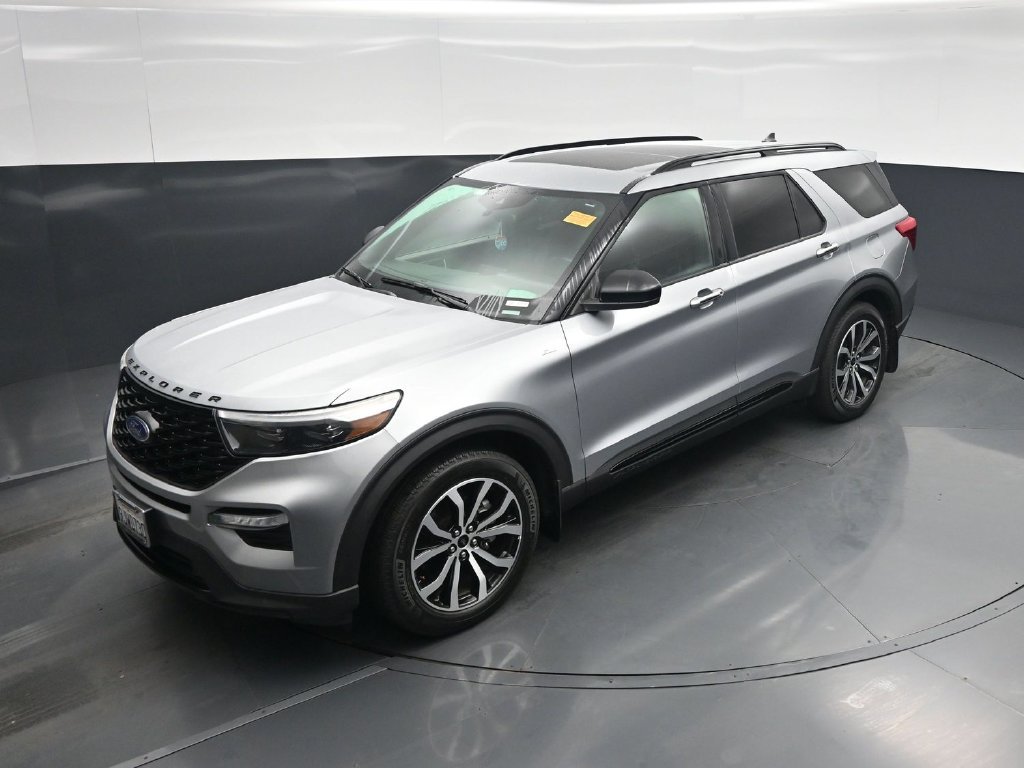 Certified 2023 Ford Explorer ST-Line w/ Class IV Trailer Tow Package RWD image 37