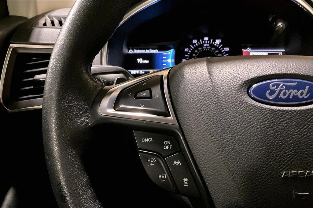 Certified 2019 Ford Edge Titanium w/ Equipment Group 301A AWD/4WD image 17