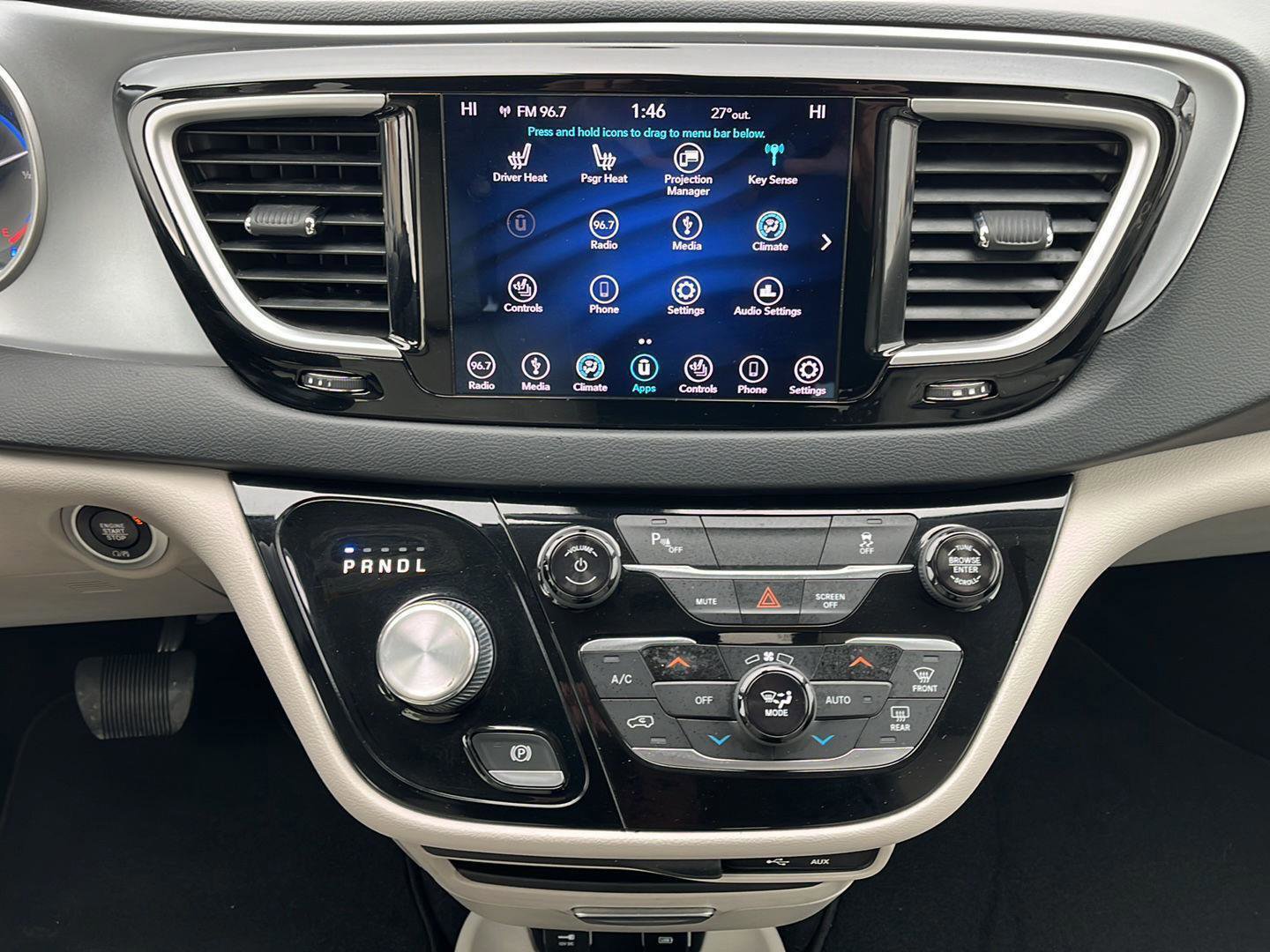 Used 2018 Chrysler Pacifica Touring-L image 23