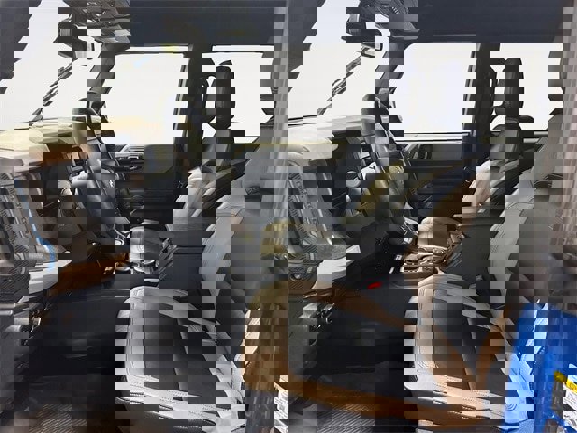 Certified 2024 Ford Bronco Wildtrak image 9