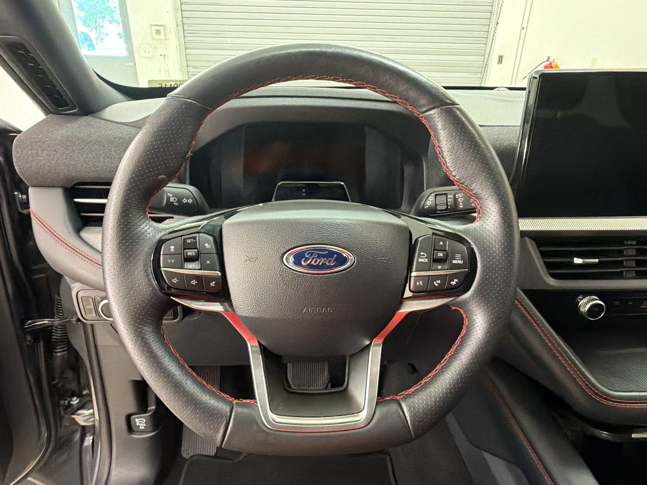 Certified 2025 Ford Explorer ST-Line w/ ST-Line Street Pack AWD/4WD image 11