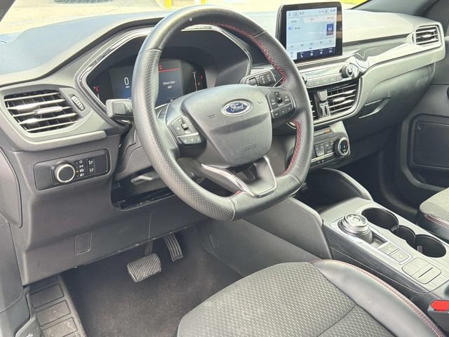 Certified 2025 Ford Escape ST-Line AWD/4WD image 19