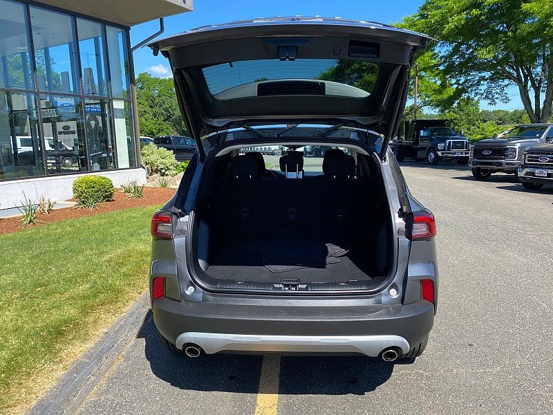 Certified 2023 Ford Escape Active AWD/4WD image 9