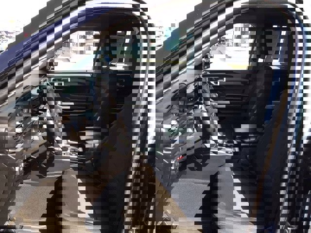 Certified 2022 Ford Explorer XLT image 9