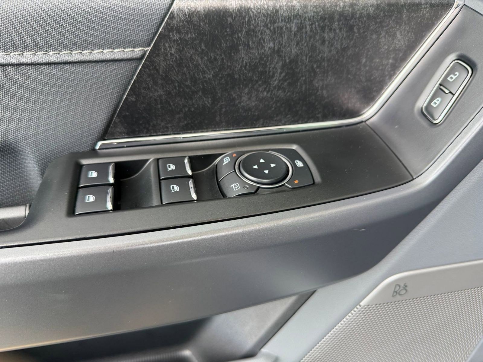 Certified 2025 Ford F150 Lightning Flash image 13