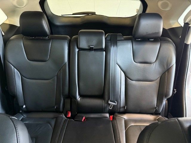 Certified 2019 Ford Edge Titanium w/ Equipment Group 301A image 11