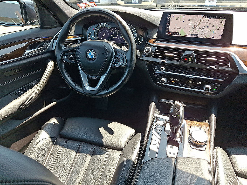 Used 2019 BMW 530e xDrive w/ Convenience Package AWD/4WD image 15