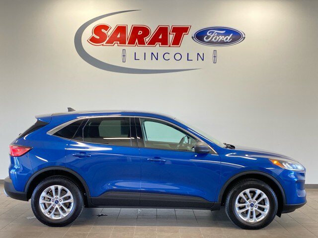 Certified 2022 Ford Escape SE w/ Convenience Package AWD/4WD image 1