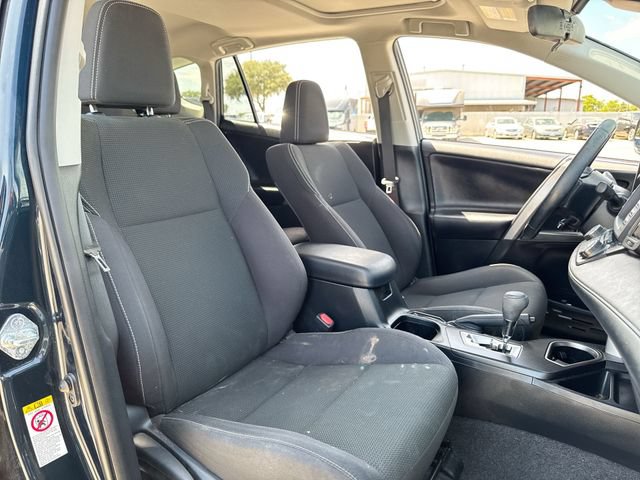Used 2018 Toyota RAV4 XLE w/ Convenience Package AWD/4WD image 25