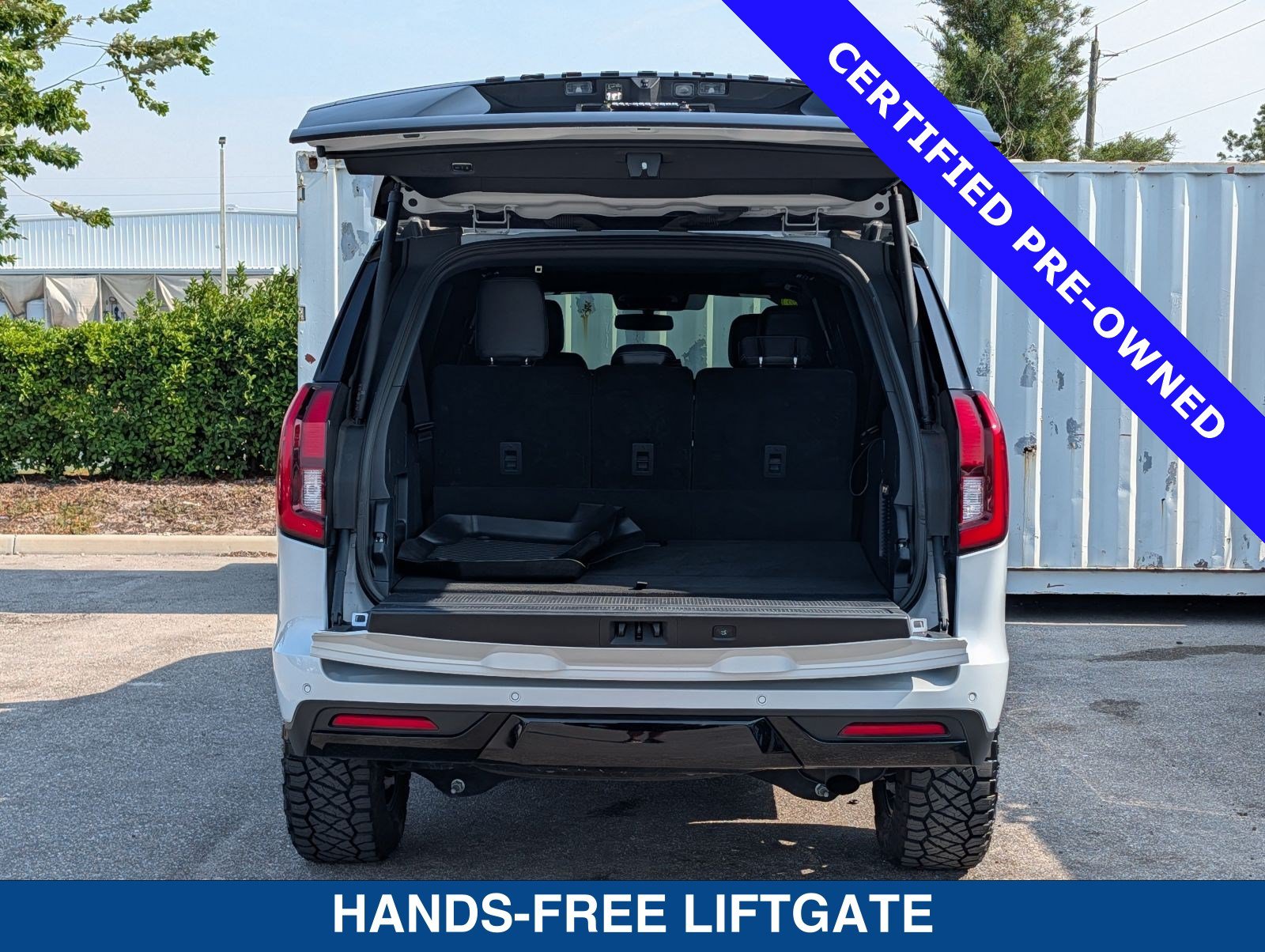 Certified 2025 Ford Expedition Max Platinum w/ Stealth Performance Package AWD/4WD image 16