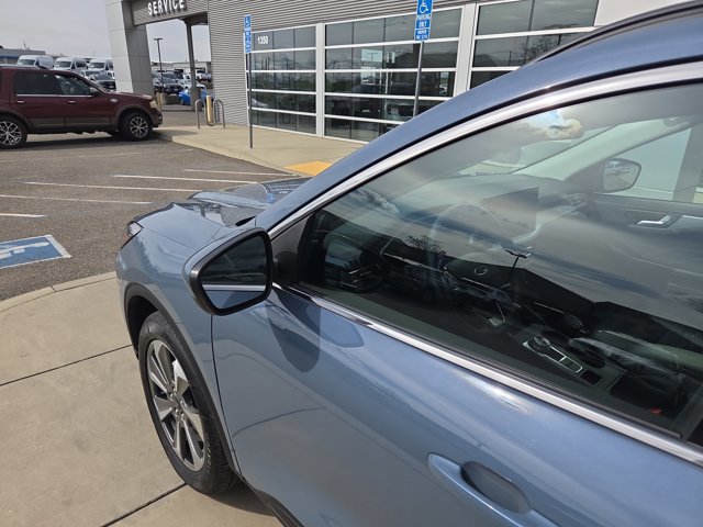 Certified 2024 Ford Escape Platinum image 10