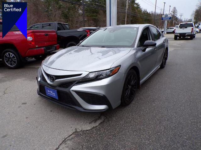 Used 2022 Toyota Camry SE image 1