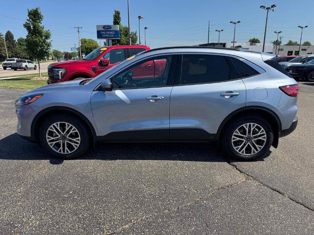 Certified 2022 Ford Escape SEL w/ Technology Package AWD/4WD image 3