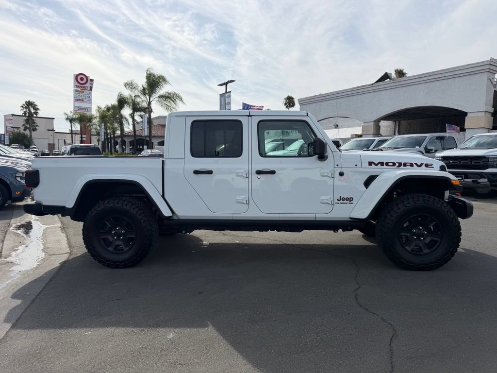 Used 2020 Jeep Gladiator Mojave AWD/4WD image 15