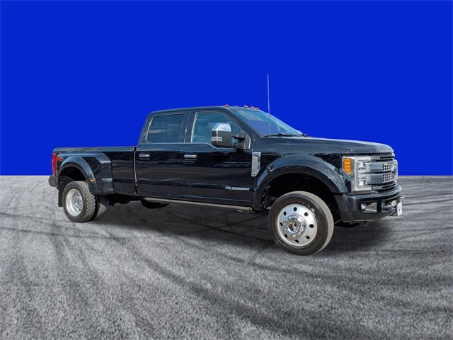 Certified 2018 Ford F450 Platinum w/ Platinum Ultimate Package image 2