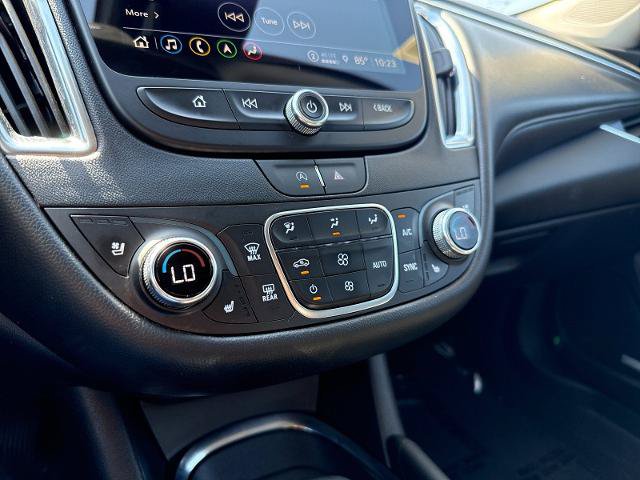 Used 2024 Chevrolet Malibu LT FWD image 18