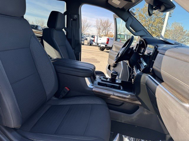 Used 2024 Chevrolet Silverado 1500 LT Trail Boss w/ Protection Package image 33