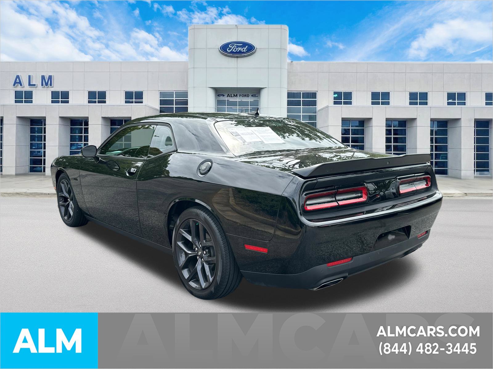 Used 2023 Dodge Challenger R/T w/ Blacktop Package RWD image 8