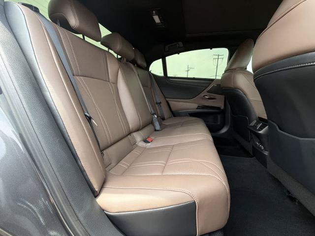 Used 2024 Lexus ES 350 Ultra Luxury w/ Accessory Package (Z1) FWD image 20