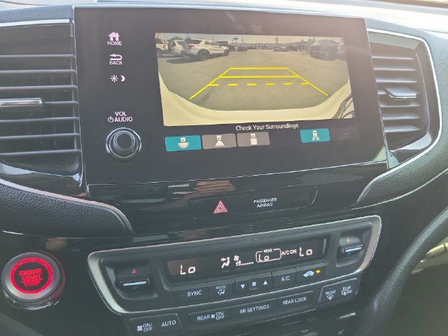 Used 2021 Honda Pilot Touring image 27