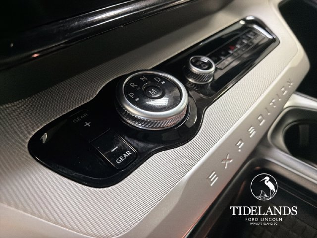 Certified 2025 Ford Expedition Active RWD image 29