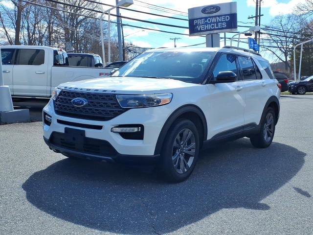 Certified 2022 Ford Explorer XLT w/ Equipment Group 202A image 7
