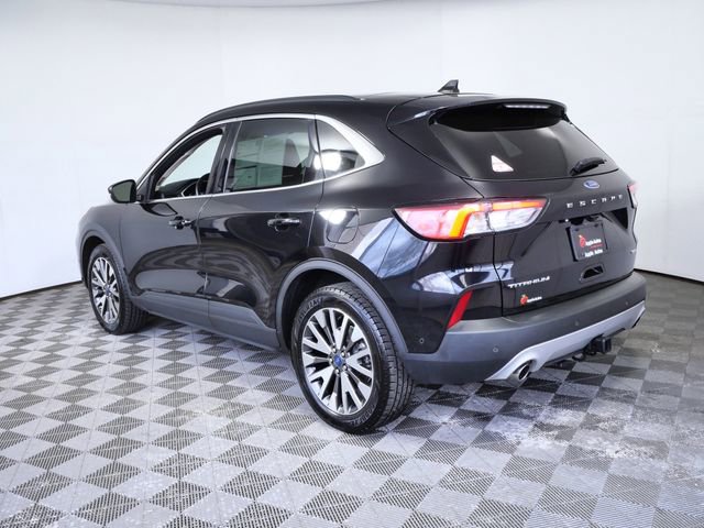 Certified 2020 Ford Escape Titanium w/ Titanium Premium Package 2.0 AWD/4WD image 6