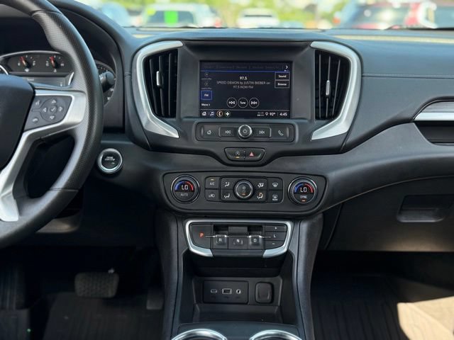 Used 2024 GMC Terrain SLE w/ Driver Convenience Package AWD/4WD image 19