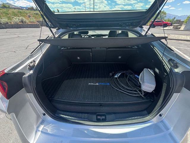 Used 2018 Toyota Prius Prime Premium FWD image 7