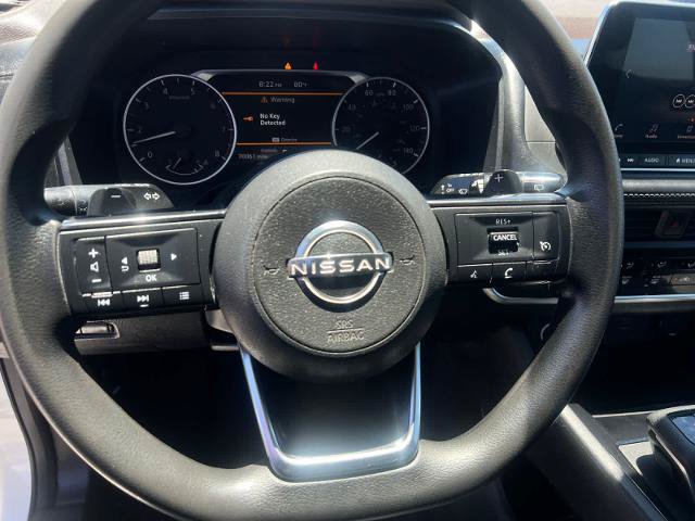 Used 2022 Nissan Rogue S FWD image 11
