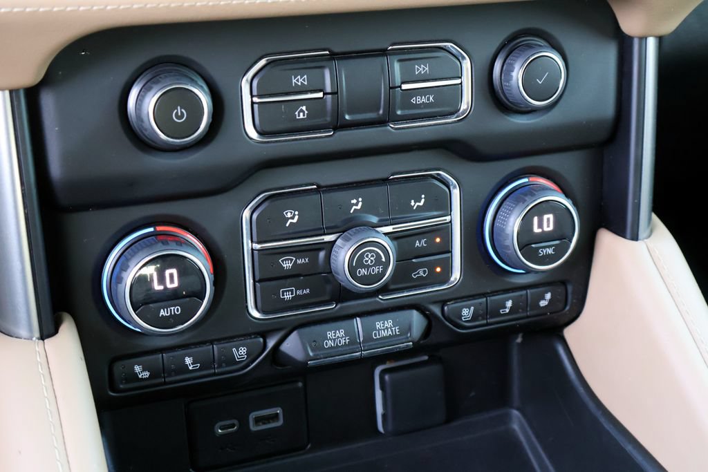 Used 2023 Chevrolet Tahoe Premier RWD image 39
