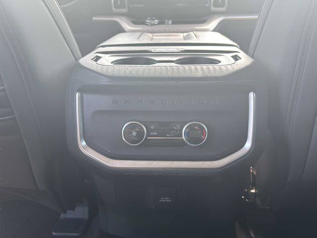 Certified 2025 Ford Expedition Active AWD/4WD image 36