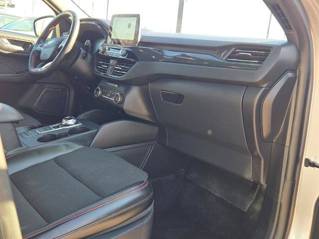 Certified 2024 Ford Escape Active AWD/4WD image 34