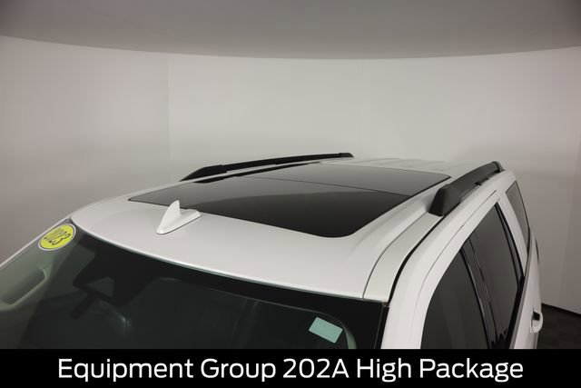Certified 2023 Ford Expedition XLT image 17