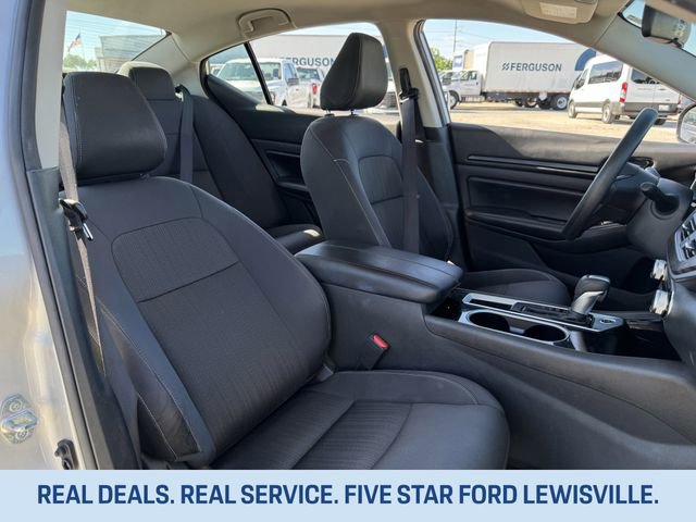 Used 2024 Nissan Altima 2.5 SV image 30