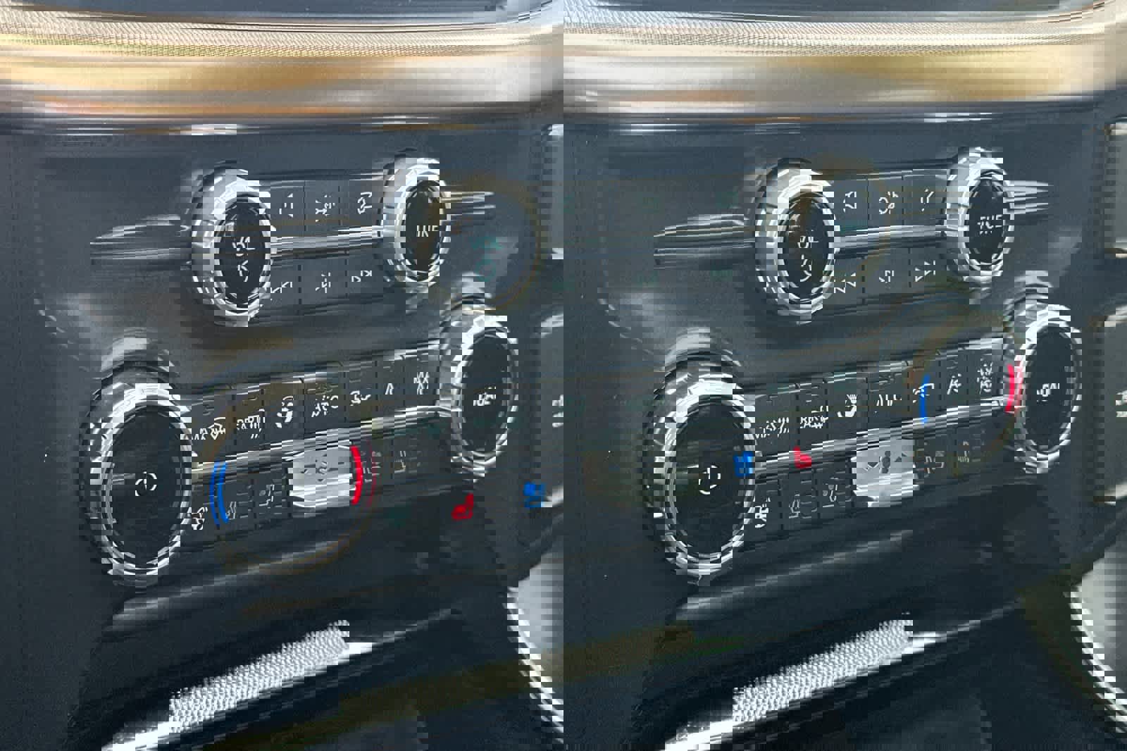 Certified 2022 Ford F150 Raptor w/ Equipment Group 801A High image 20