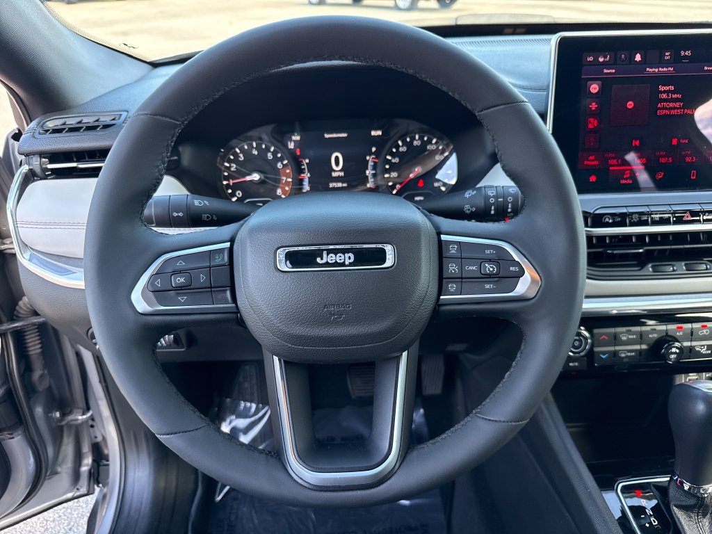 Used 2024 Jeep Compass Limited AWD/4WD image 14