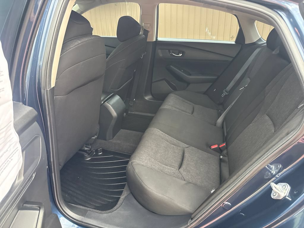 Used 2023 Honda Accord EX image 21