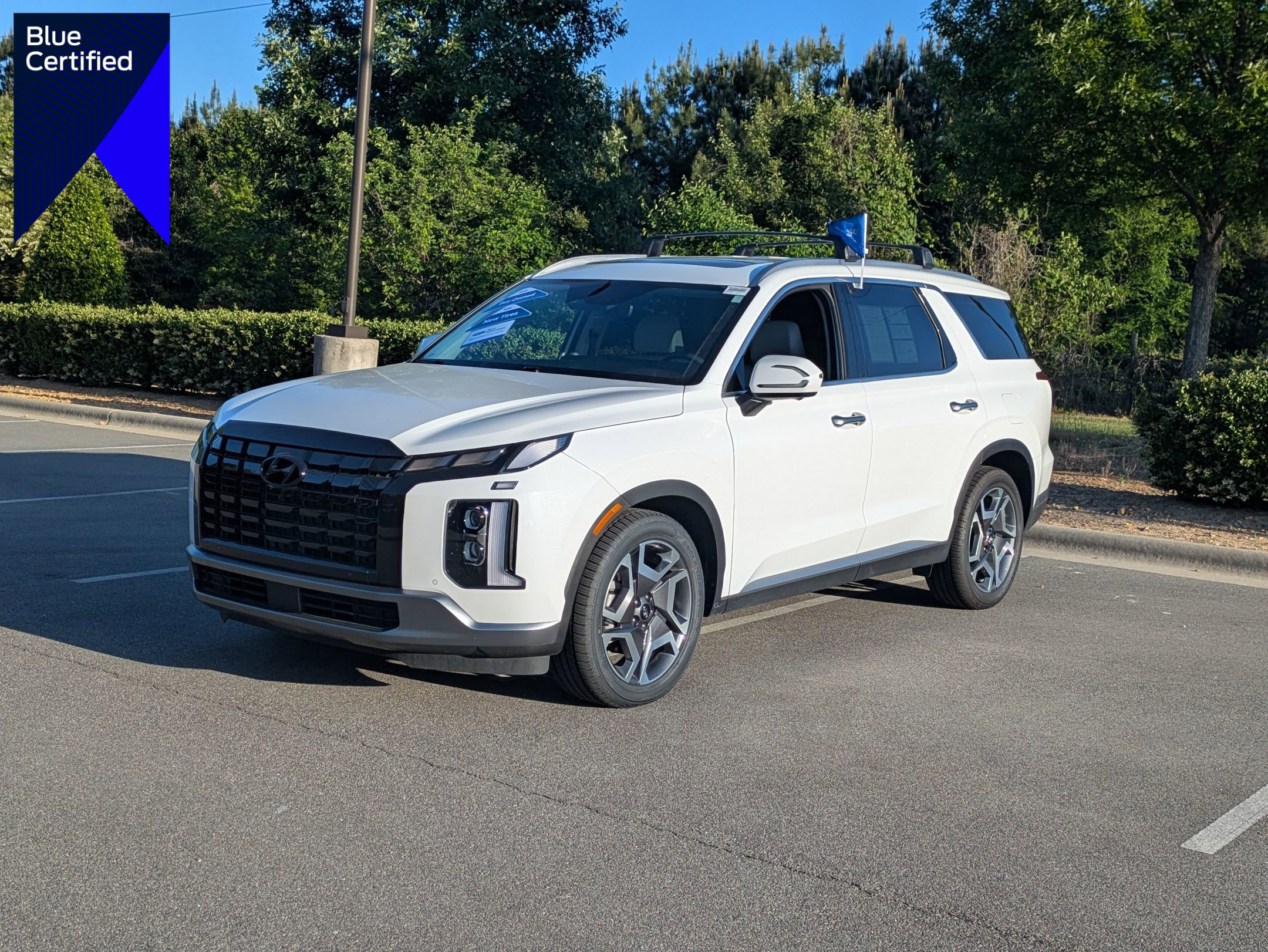 Used 2024 Hyundai Palisade SEL w/ Premium Package FWD image 1