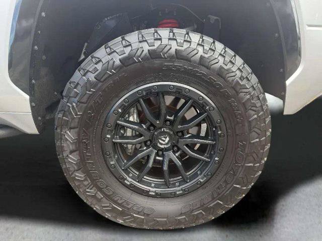 Used 2023 Toyota Tundra Platinum AWD/4WD image 9