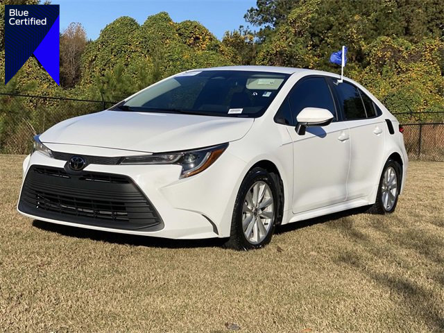 Used 2023 Toyota Corolla LE w/ LE Convenience Package image 1