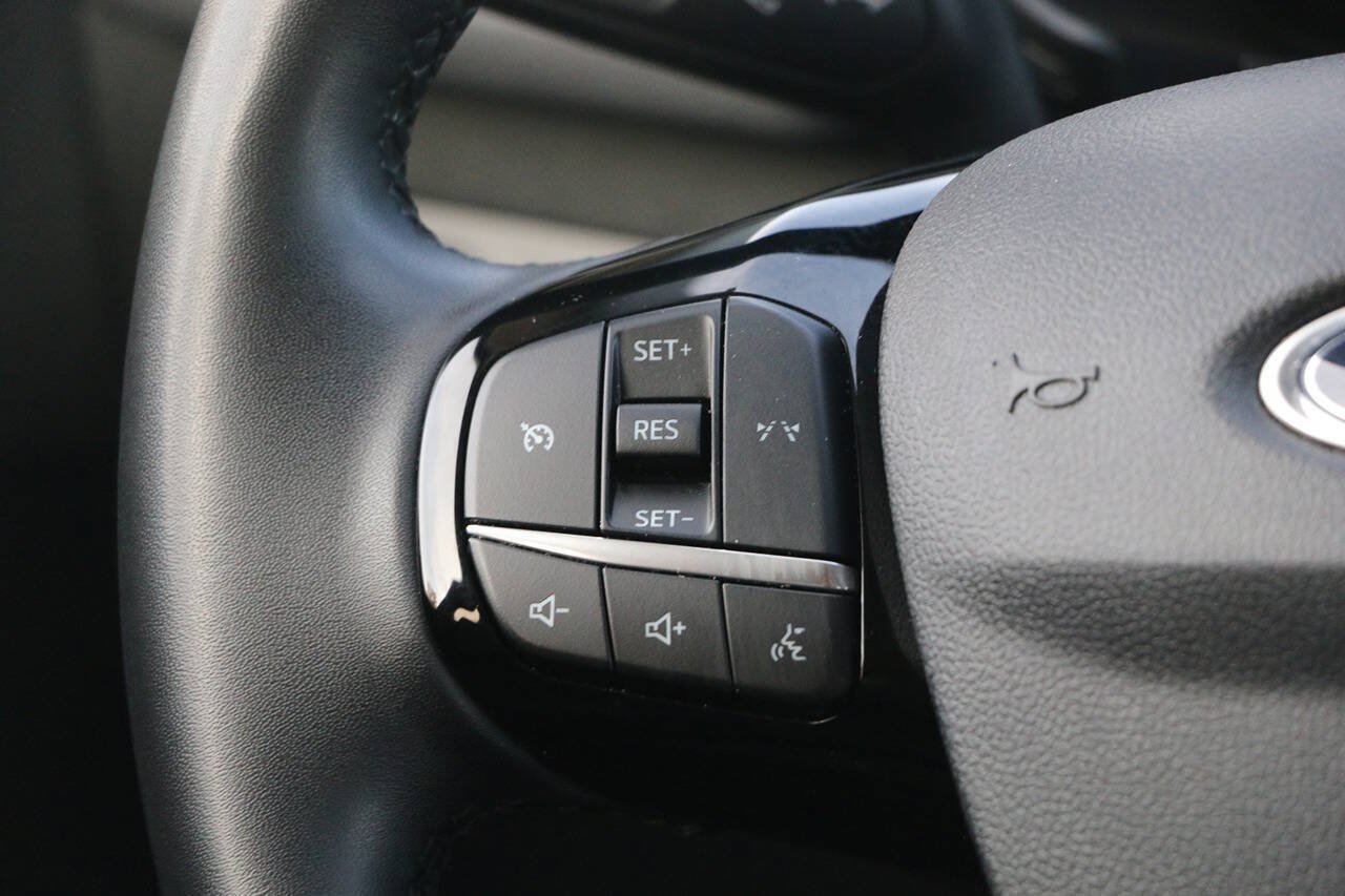 Certified 2024 Ford Escape Active AWD/4WD image 19